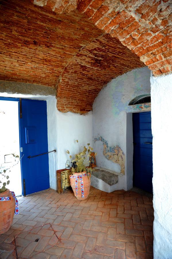 B&B Corte San Lussorio Oliena Exterior foto