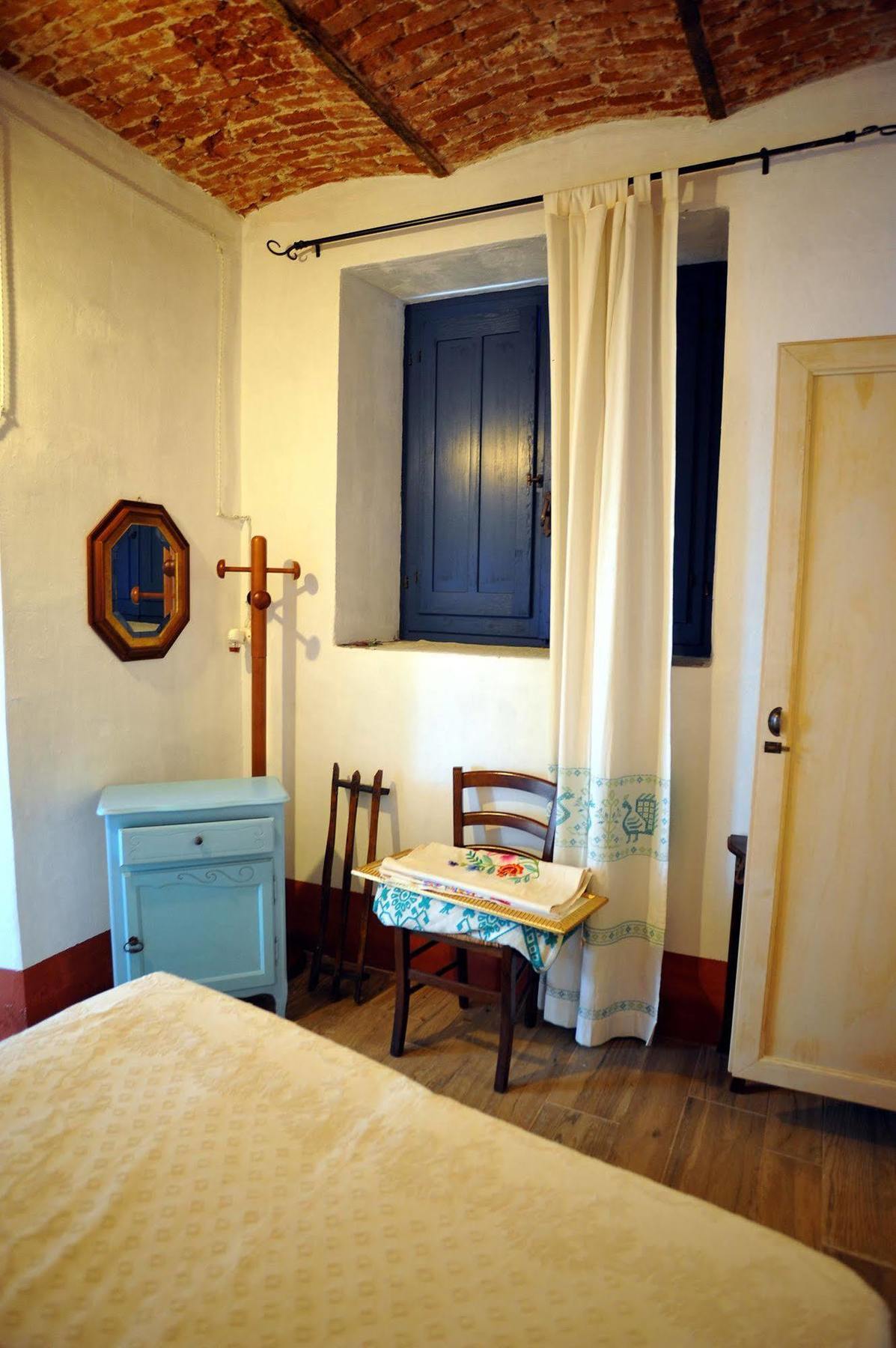 B&B Corte San Lussorio Oliena Exterior foto